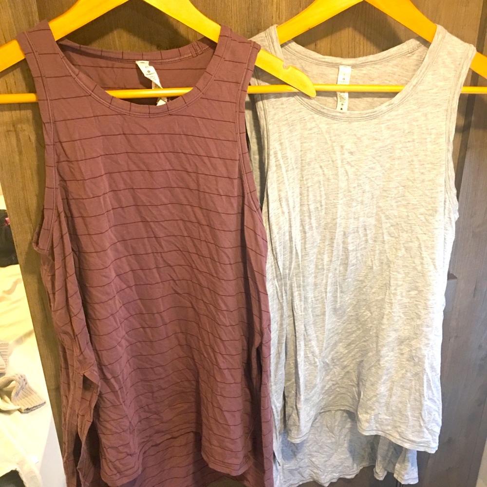 Lululemon lot of 2 long loose fitting tanks!